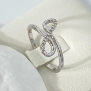 Bague Infini en Argent avec Pave CZ - , Bijou Symbolique et Intemporel - Taille 6-7-8