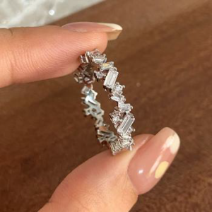 Bague Éternité Baguette | Bande en Argent Plaqué Or Blanc | Argent - Taille 6-7-8-9