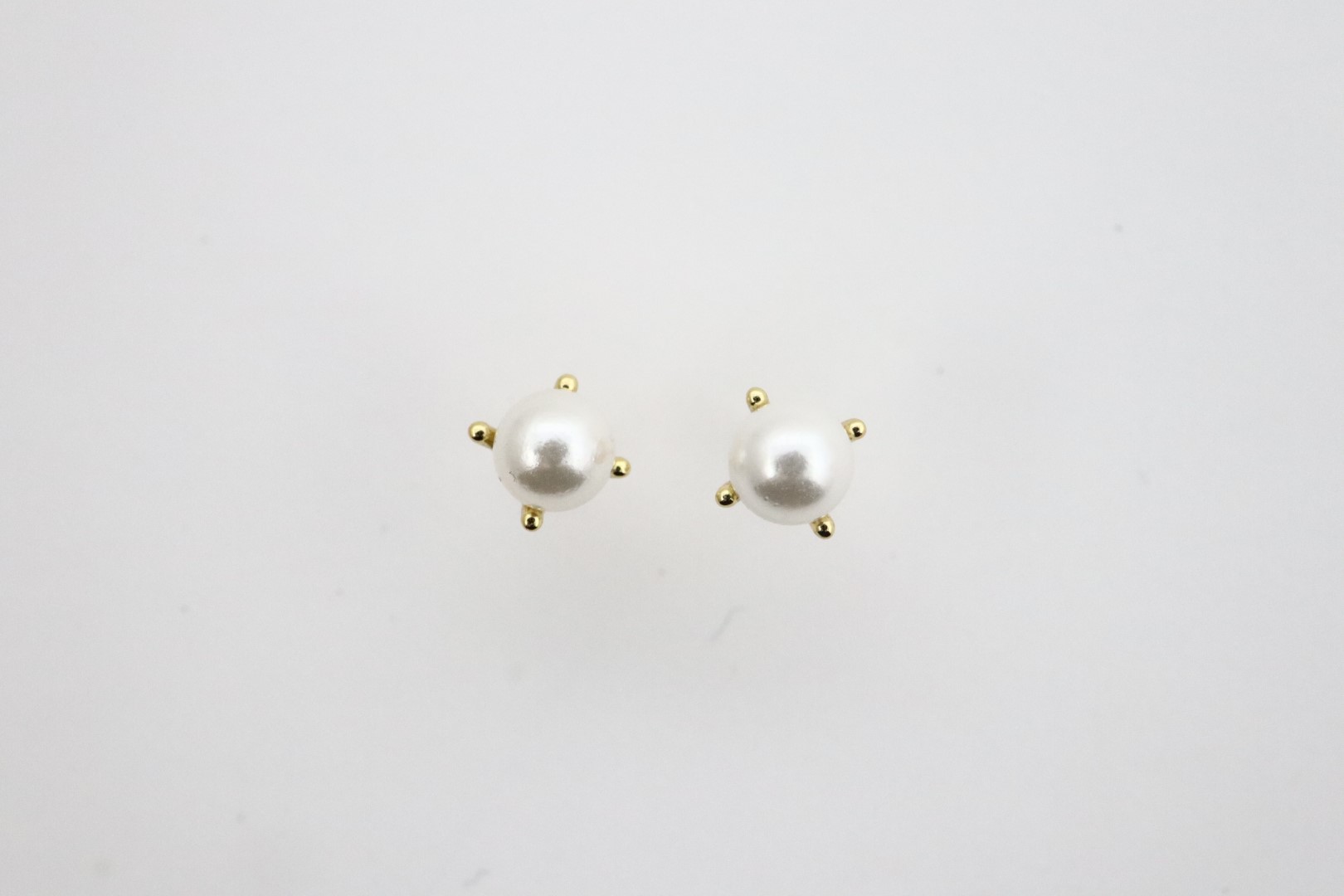 Boucles d'oreilles élégantes en perles de culture - Argent sterling 925 plaqué or – Image 3
