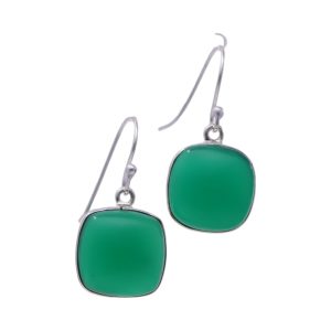Brillez avec style : Boucles d'oreilles carrées en onyx vert pour une touche d'élégance