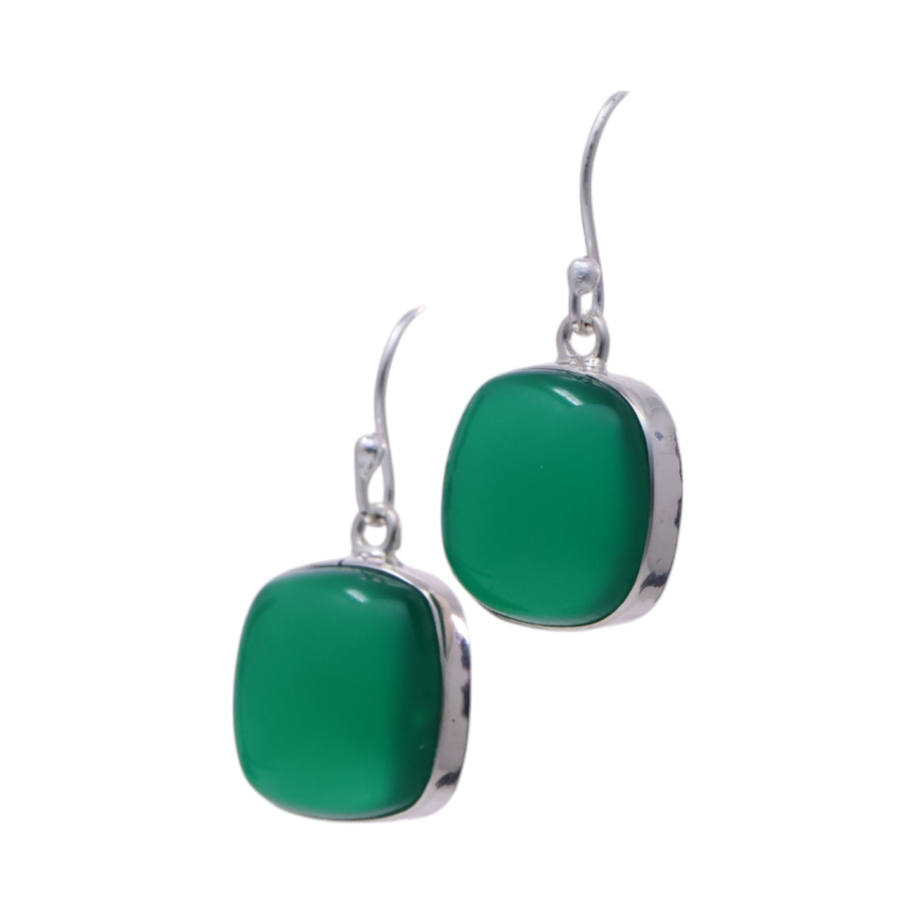 Brillez avec style : Boucles d'oreilles carrées en onyx vert pour une touche d'élégance – Image 3