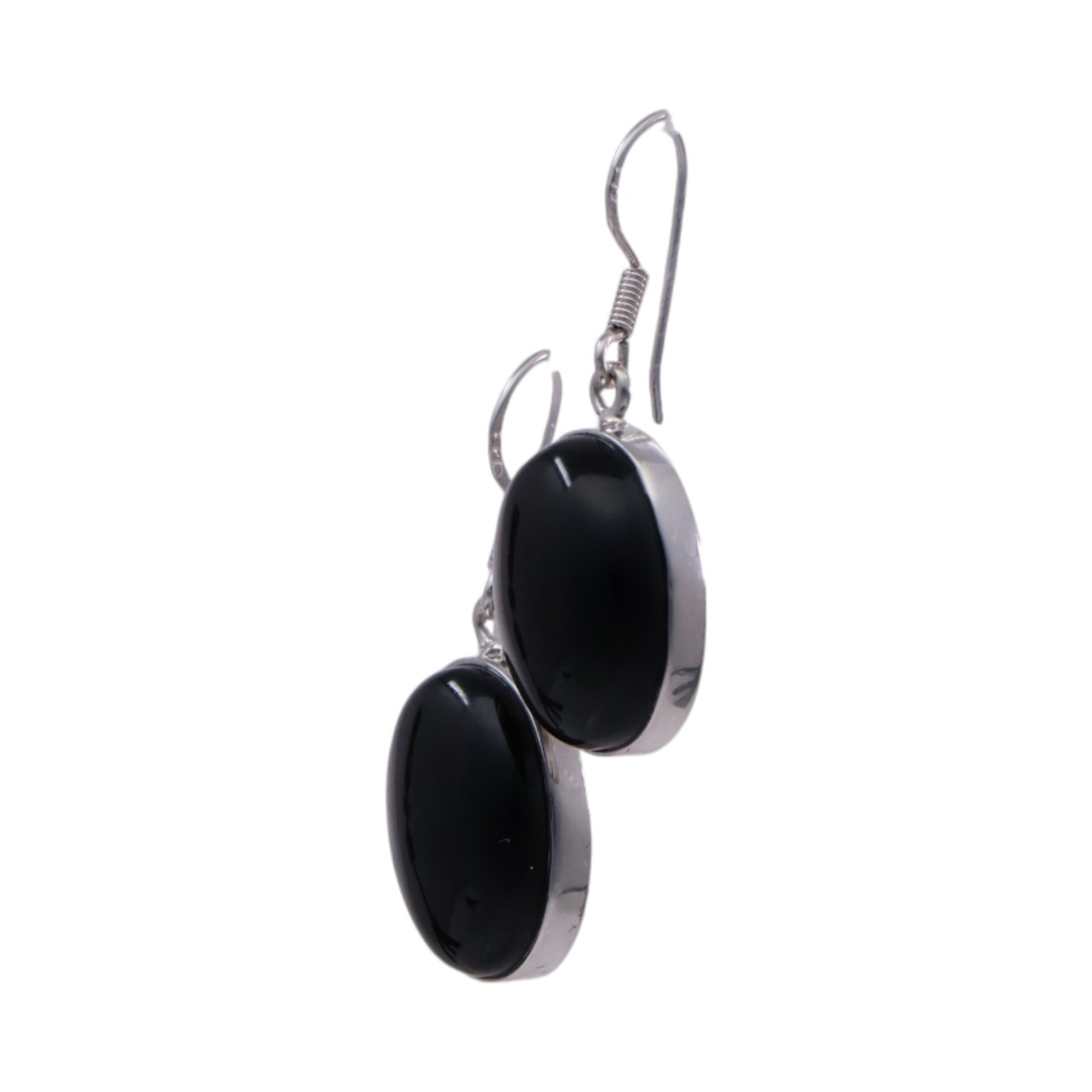 Boucles d'oreilles ovales en onyx noir - Améliorez le style Y avec une élégance distinctive – Image 5