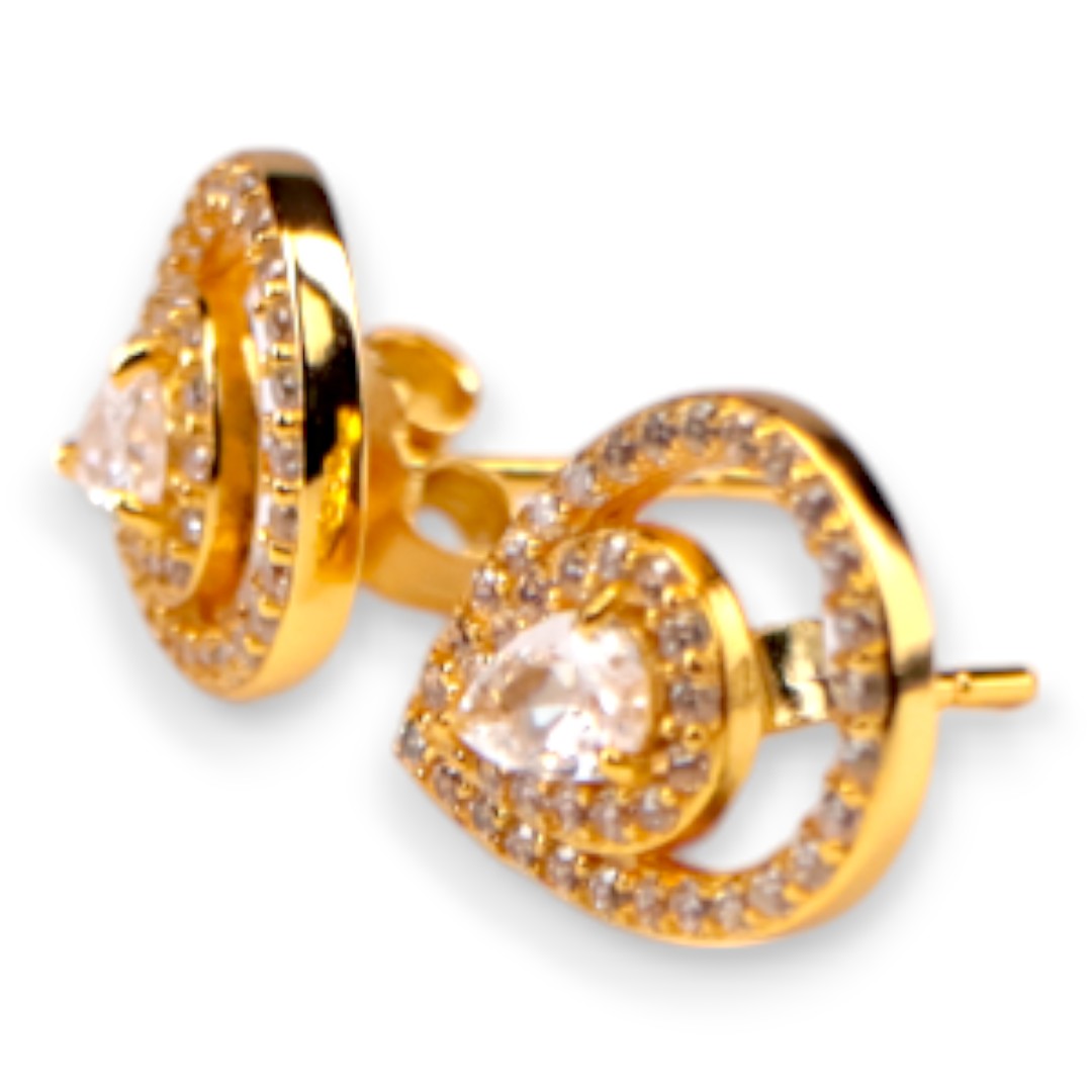 Boucles d'oreilles pendantes en or 18K plaquées avec pierre claire – Bijoux de luxe – Image 4