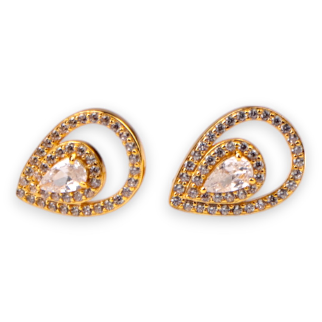 Boucles d'oreilles pendantes en or 18K plaquées avec pierre claire – Bijoux de luxe – Image 6