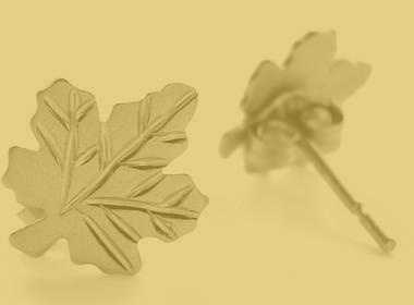 Boucles d'oreilles en feuille d'érable plaqué or 18 carats – Argent sterling pour femmes – Image 7